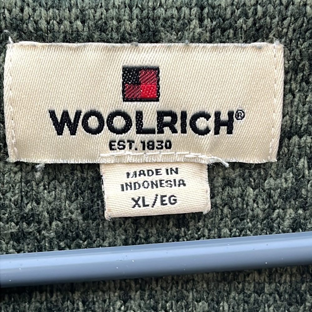 Woolrich XL Qtr Zip Pullover Forest Green with Chest Pocket - Picture 4 of 9